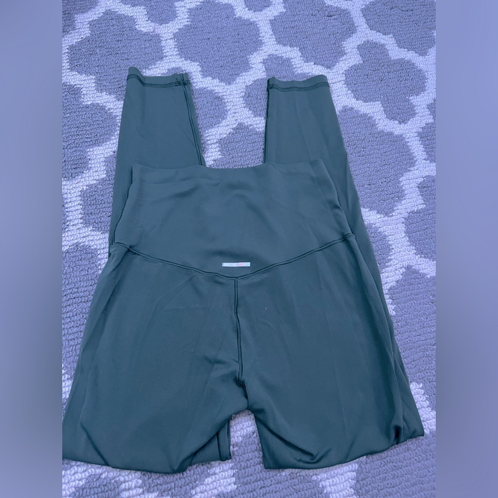 Aerie olive green leggings size s